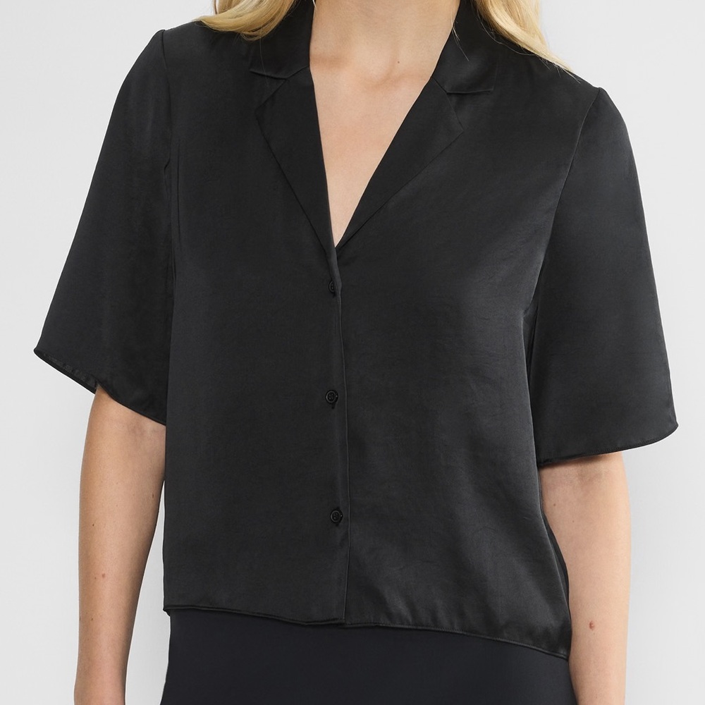 Aritzia Black Short-Sleeve Button Front Blouse